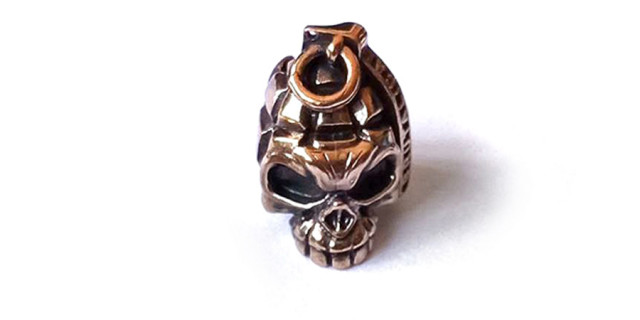 Brutalica-skull-brass